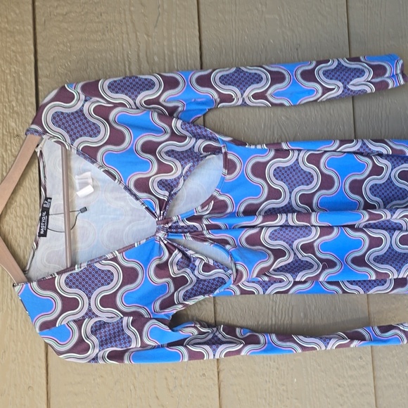 Nasty Down Blue Mod Print Long Sleeve Stretch Cut Out Dress 8 - Picture 6 of 10